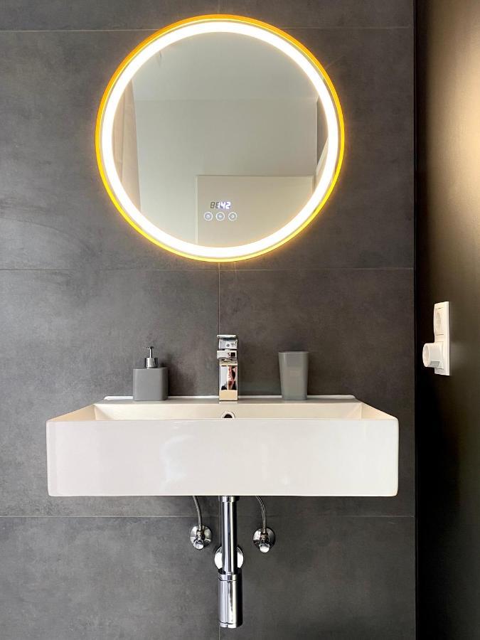Three Apartment Koblenz  Ngoại thất bức ảnh